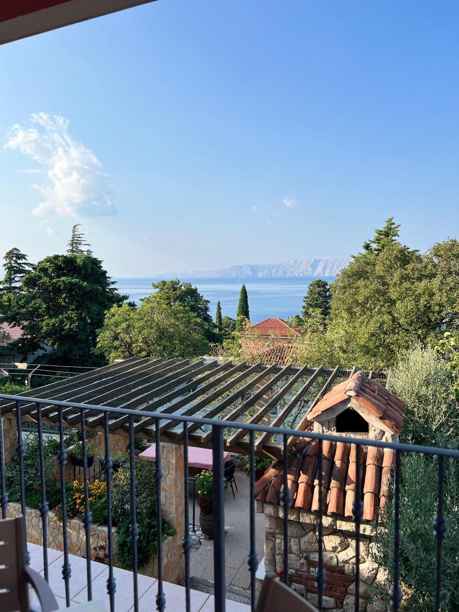 Apartments Mauro โนวีวีโนดอลสกี ภายนอก รูปภาพ