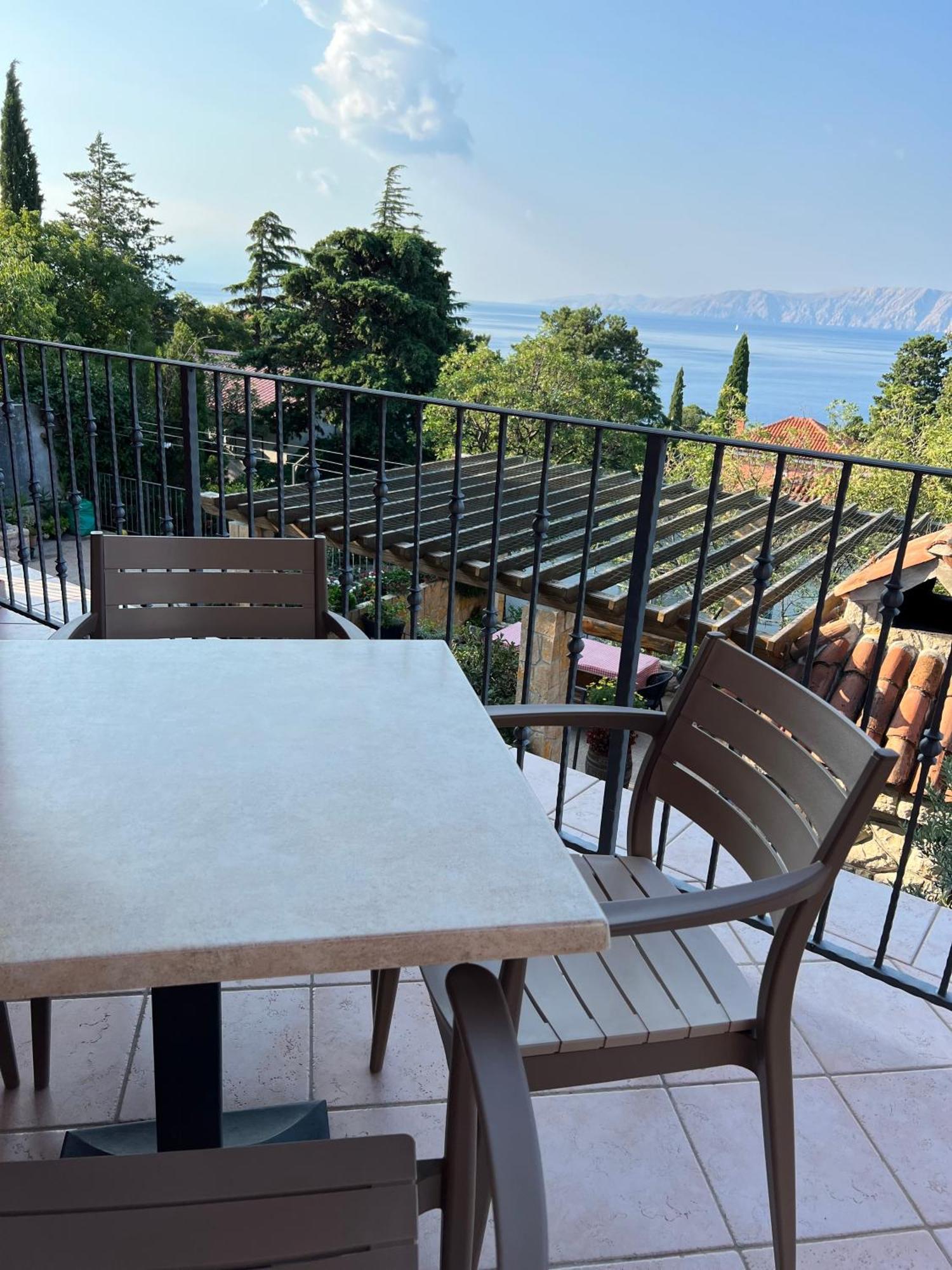 Apartments Mauro โนวีวีโนดอลสกี ภายนอก รูปภาพ